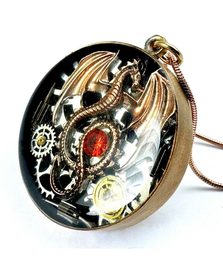 PENDANT - DRAGON GOLDEN BEAST IV