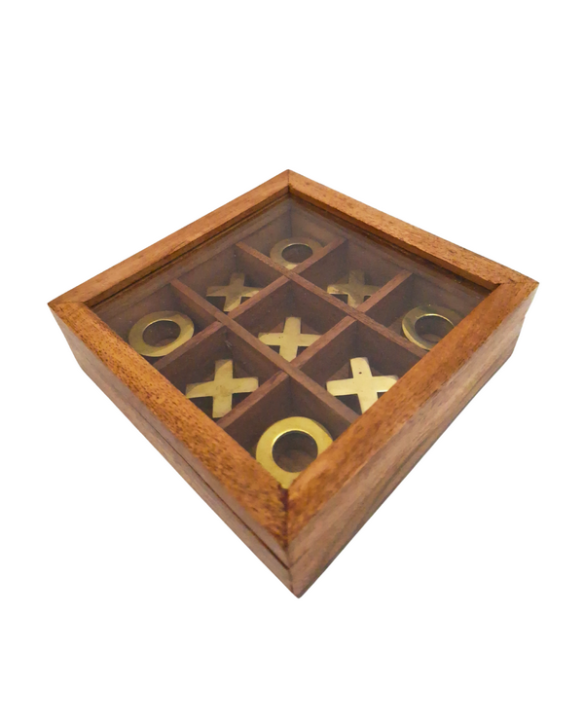 Tic-tac-toe in a box with a glass lid - DNU-004