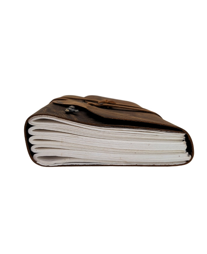 Retro Leather Notebook with Key and Strap, 200 pages, 18 x 13 cm - AH02