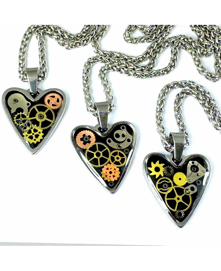 PENDANT: Heart of a Moment in Time – Black I