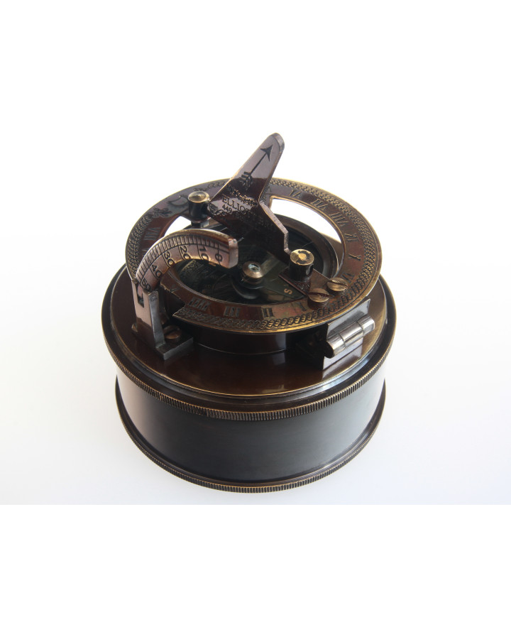 COMPASS - SUNDIAL BOX F.L. West 1885