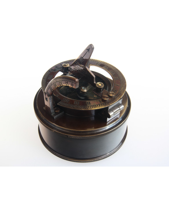 COMPASS - SUNDIAL BOX F.L. West 1885