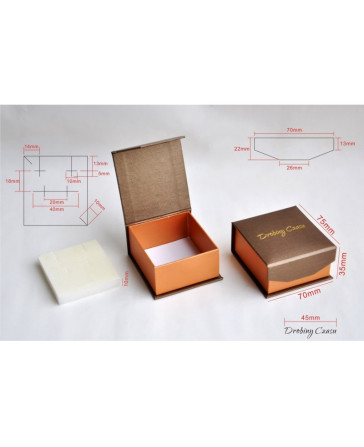 WISIOR - kotek czekoladowy II (złoty) 2