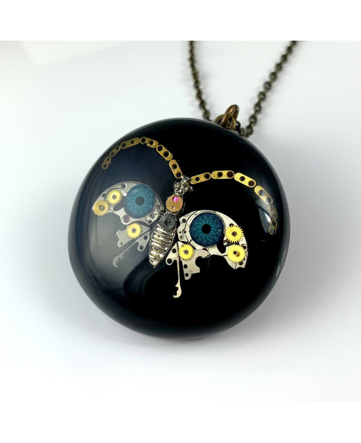 PENDANT - Eye See U - Moth