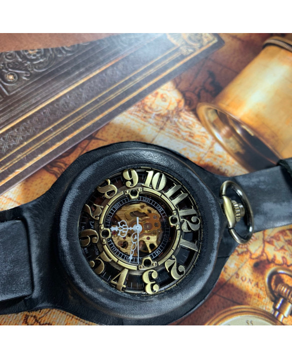 DC 043 - BLACK VINTAGE - BE ON TIME
