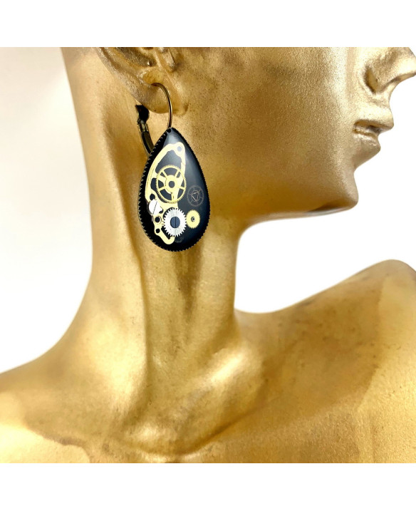 EARRINGS - TEARDROP (BLACK)