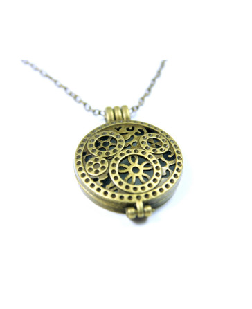 ALONE IN THE DARK - CLOCK 2