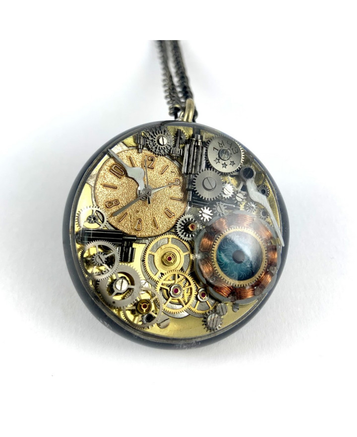 PENDANT - MAGIC MOVEMENT II