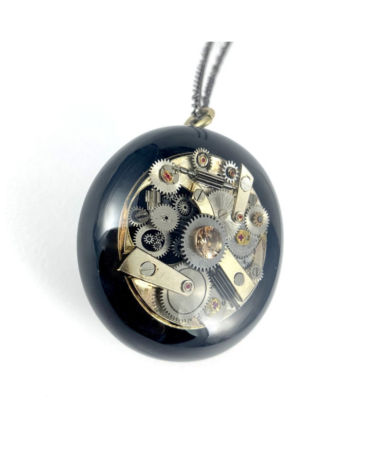 PENDANT - MAGIC MOVEMENT 3D III