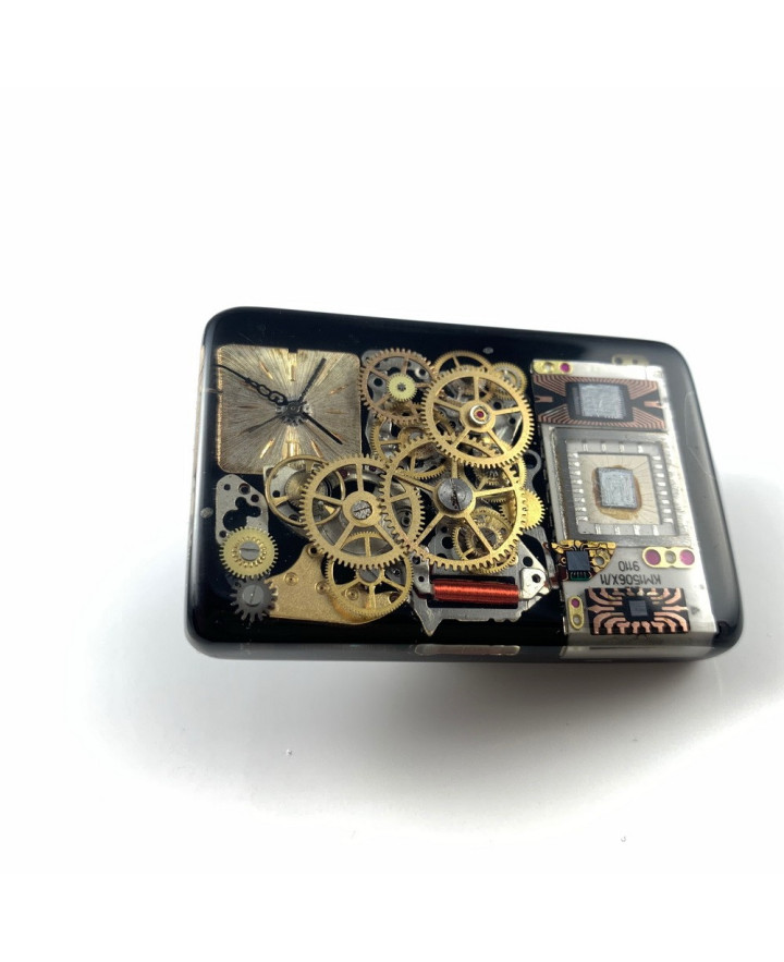 Broszka - Lost In Time III - 3D