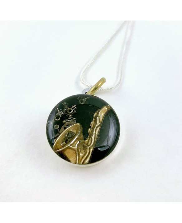 PENDANT – FOR A MUSICIAN – SAXOPHONE