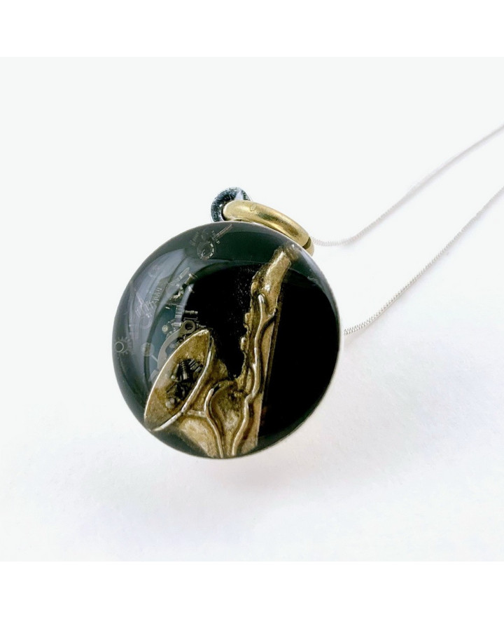 PENDANT – FOR A MUSICIAN – SAXOPHONE