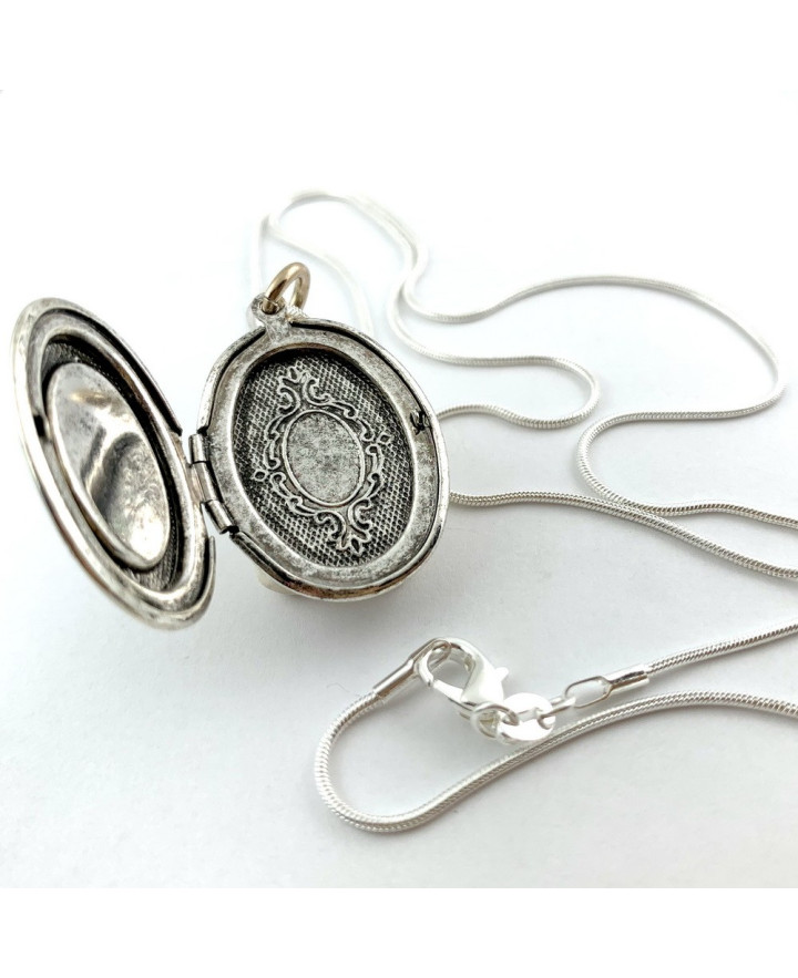 Biżuteria handmade - WISIOR - PUZDERKO NA ZDJECIE (BLACK)