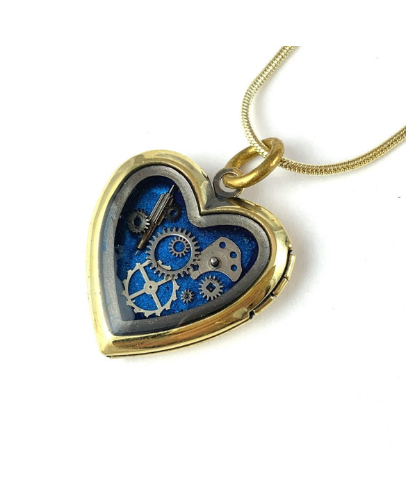 SWEET BLUE HEART PENDANT