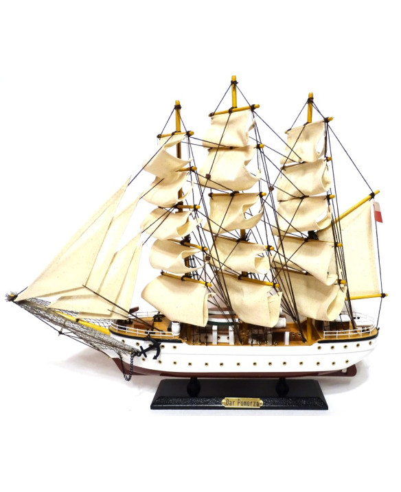 Model żaglowca Dar Pomorza 50cm - DARPOM50
