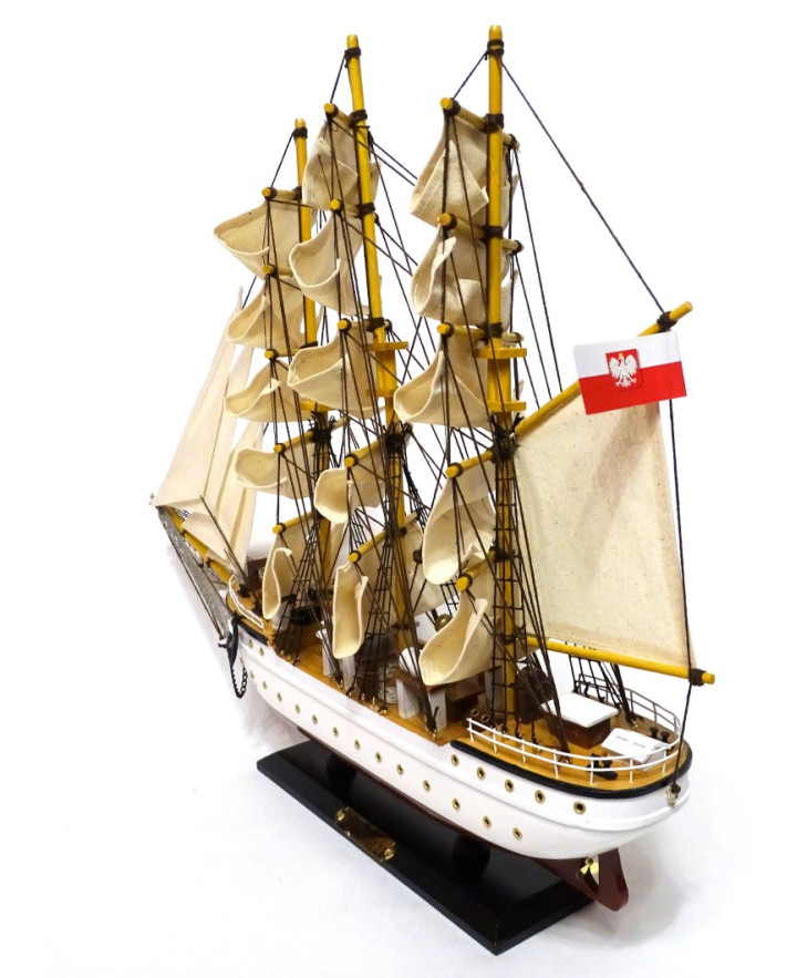 Model żaglowca Dar Pomorza 50cm - DARPOM50