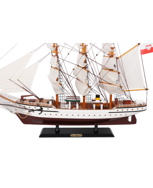 Model żaglowca Dar Pomorza 80cm - DARPOM80