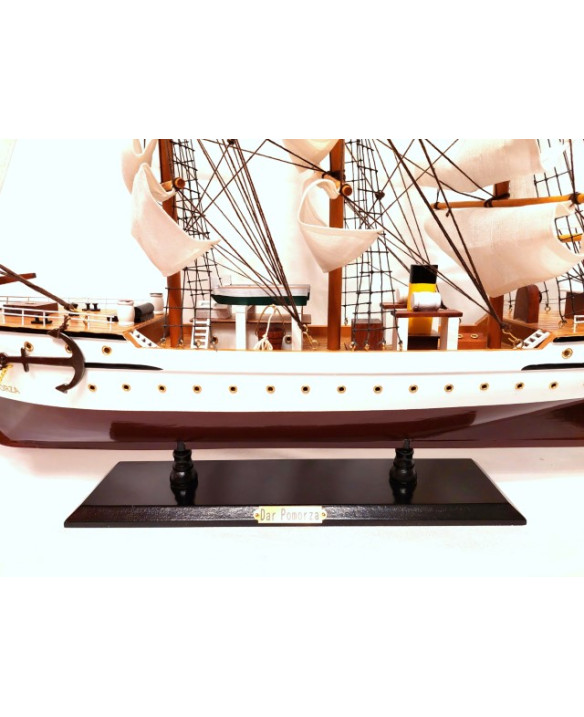 Model żaglowca Dar Pomorza 80cm - DARPOM80