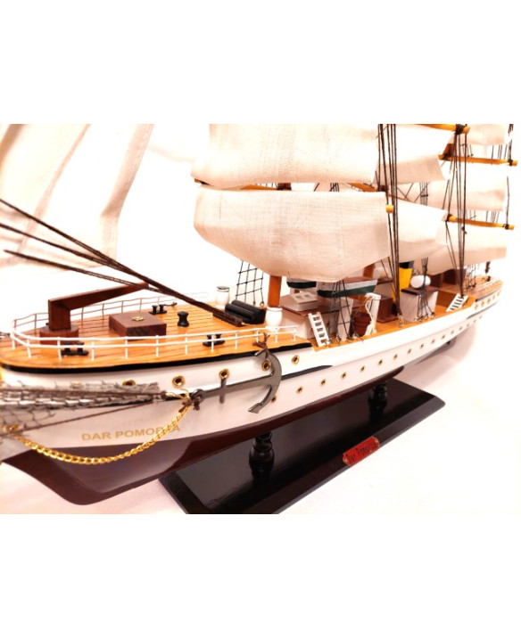 Model żaglowca Dar Pomorza 80cm - DARPOM80