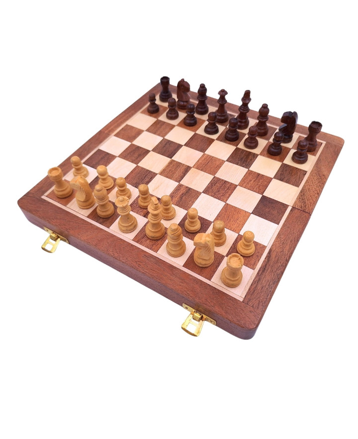 Classic wooden magnetic chess set – 30x30cm - G614