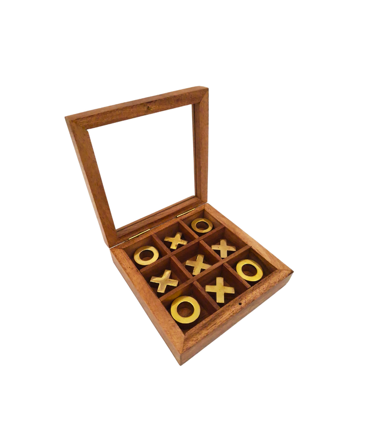 Tic-tac-toe in a box with a glass lid - DNU-004