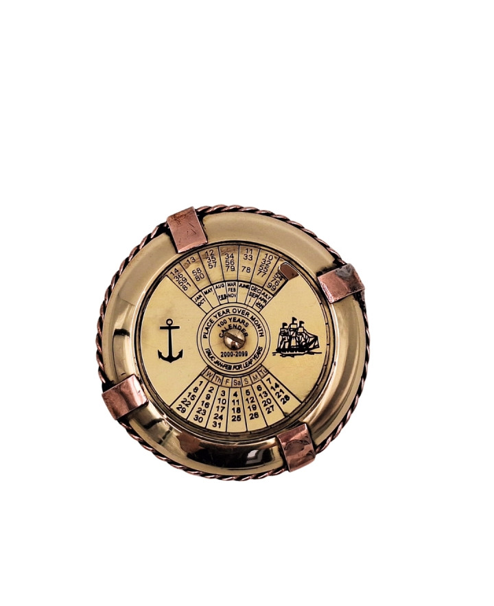 An elegant brass nautical calendar - NI1422