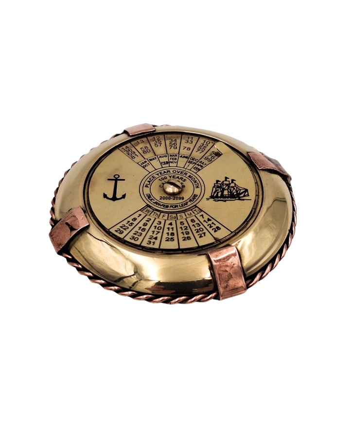 An elegant brass nautical calendar - NI1422